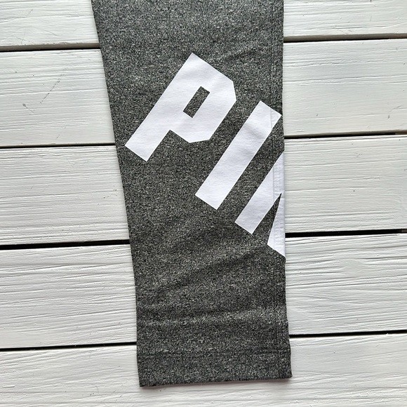 NWT VS PINK Flat Legging Grey Burgundy size M - Picture 7 of 7